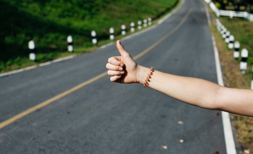 Songe d'une auto-stoppeuse - un récit / témoignage d'Alex, une de nos voya-joueuses