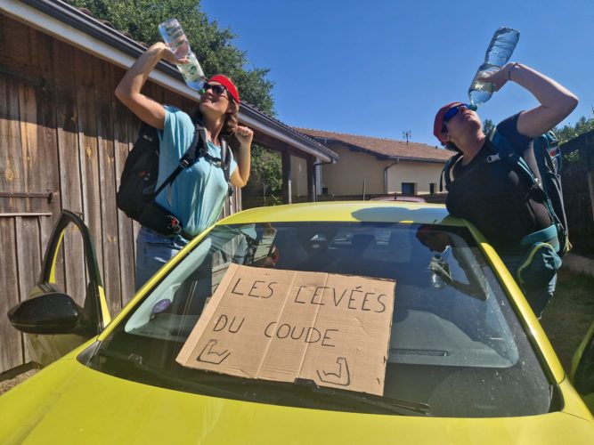 Alexandra et Emilie - Les Levées du Coude - On The Road a Game 2026